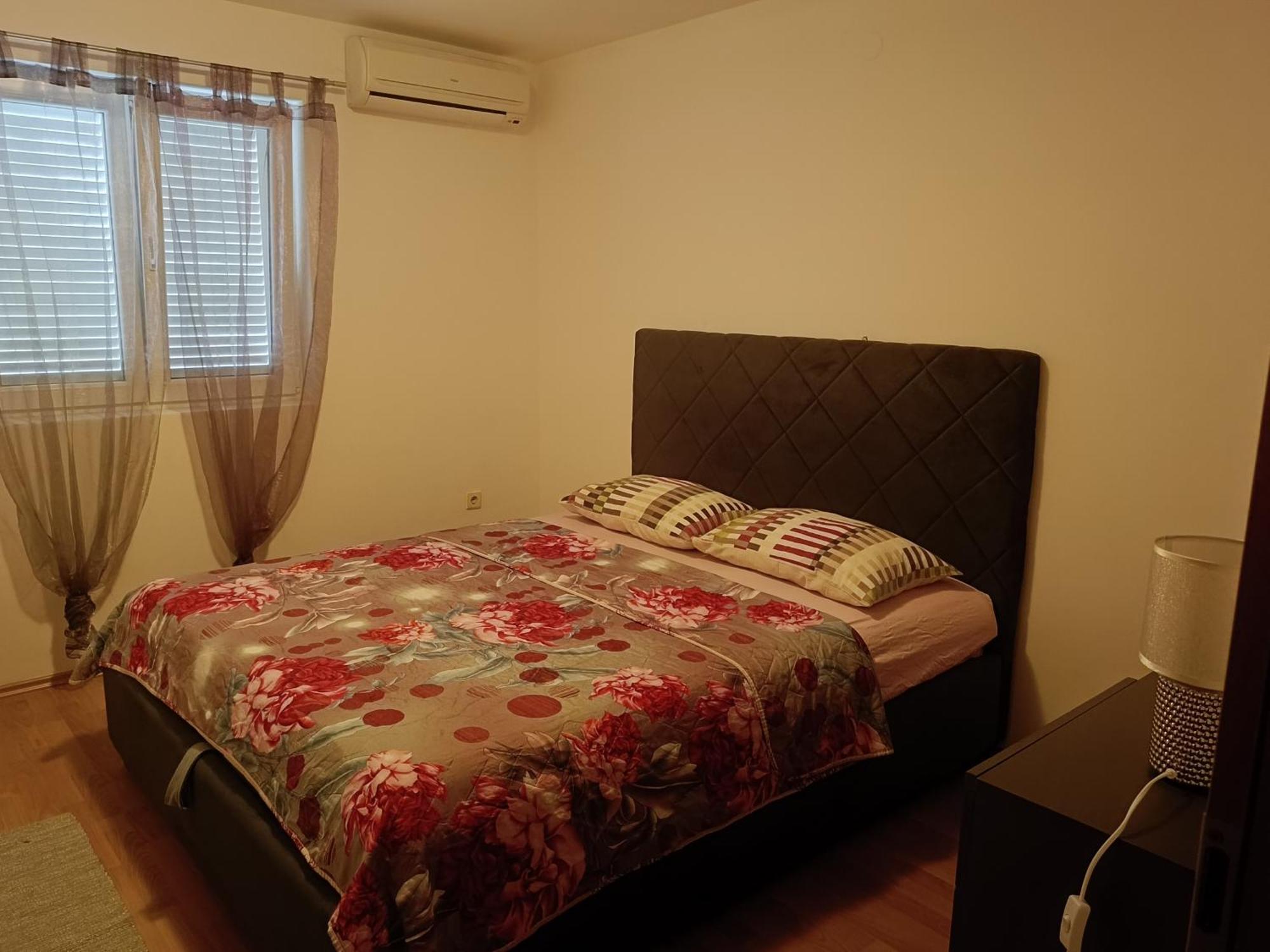 Apartment Ivana トゥラニ 部屋 写真
